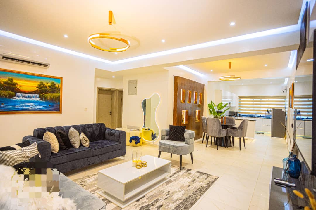 Exquisitely furnished 3 bedroom apartment